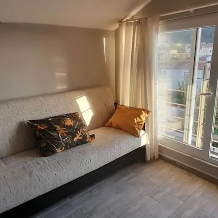 Oludenizde Deniz Manzarali Apartamento